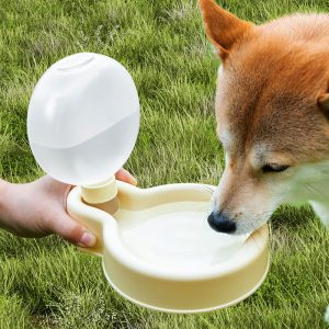 500ml Portable Cat Water Bottle Sealed Travel Cats Fold Drinking Bowl Outdoor Pet Water Dispenser Pet Products